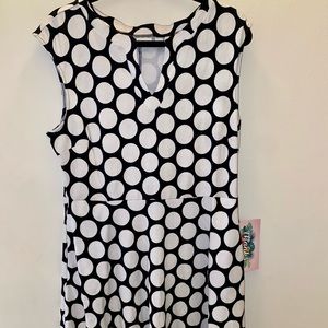 NY&Co Black & White Polka Dot Dress with Pockets!